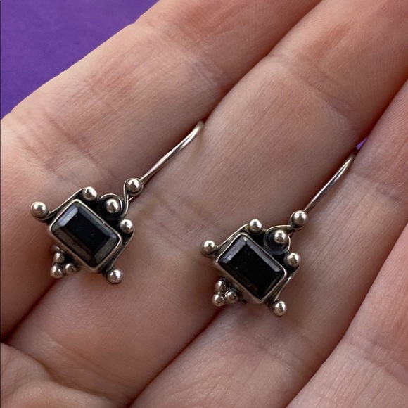💛 Elegant 925 Black Onyx Earrings - Picture 3 of 4